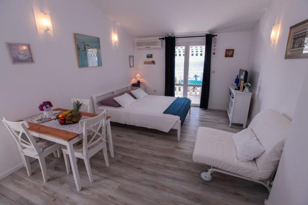 Apartments Luka Rogoznica  Εξωτερικό φωτογραφία