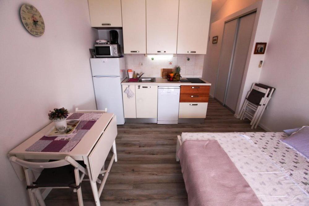 Apartments Luka Rogoznica  Εξωτερικό φωτογραφία