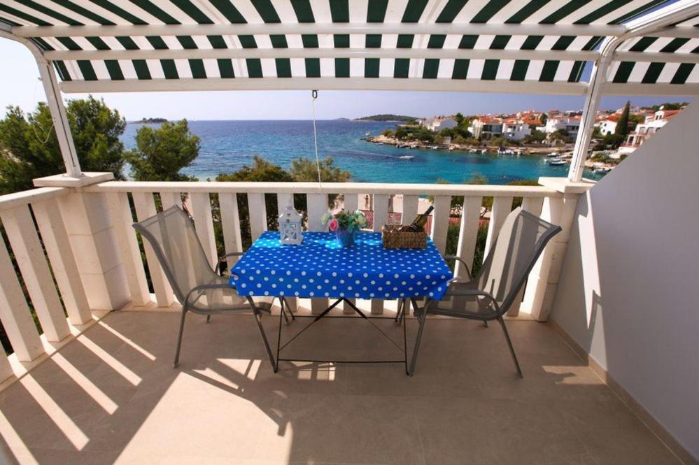 Apartments Luka Rogoznica  Εξωτερικό φωτογραφία